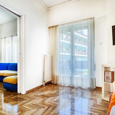 Spacious Flat Near Ampelokipoi Metro Station Атина Екстериор снимка