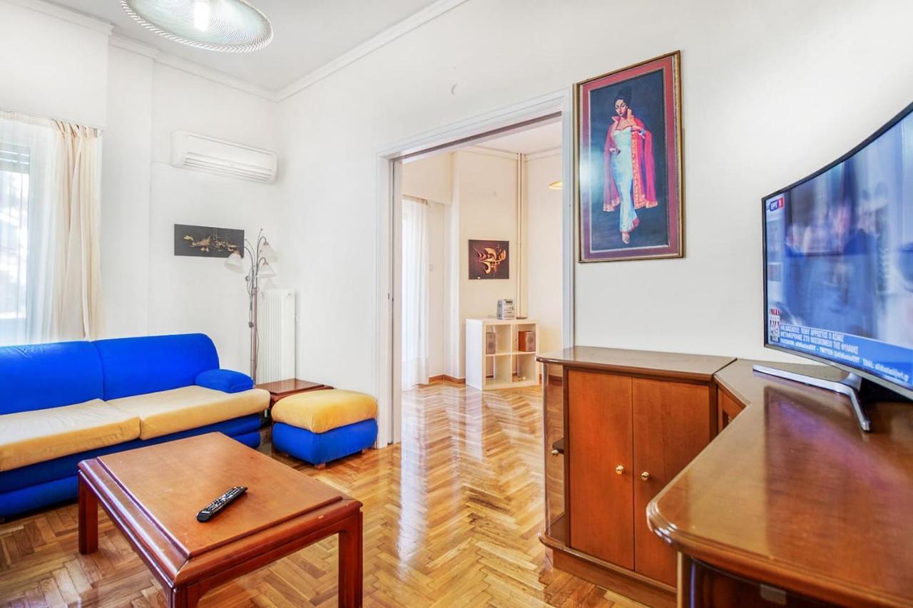 Spacious Flat Near Ampelokipoi Metro Station Атина Екстериор снимка
