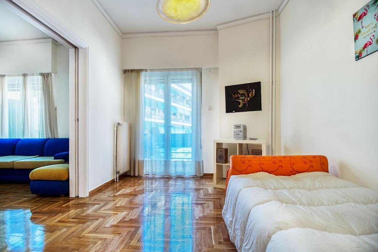 Spacious Flat Near Ampelokipoi Metro Station Атина Екстериор снимка
